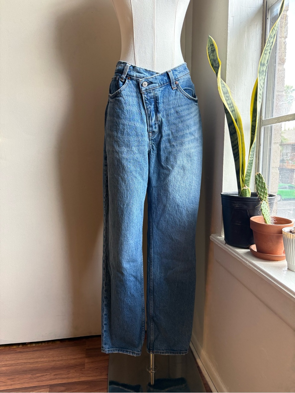 abercrombie & fitch dad high rise curve love jeans